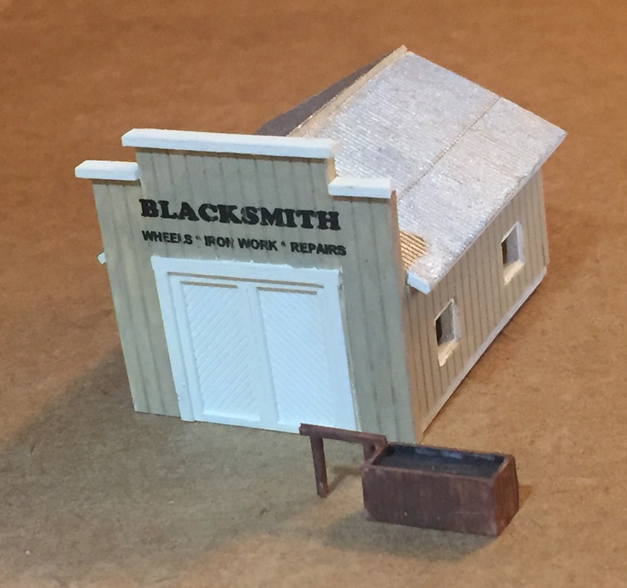 Z-660 Z Scale by Randy Brown BOB'S SUPER SERVICE 